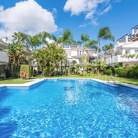 4 Bed House With Pool Walk To Puerto Banus Fast Internet Villa มาร์เบยา ภายนอก รูปภาพ
