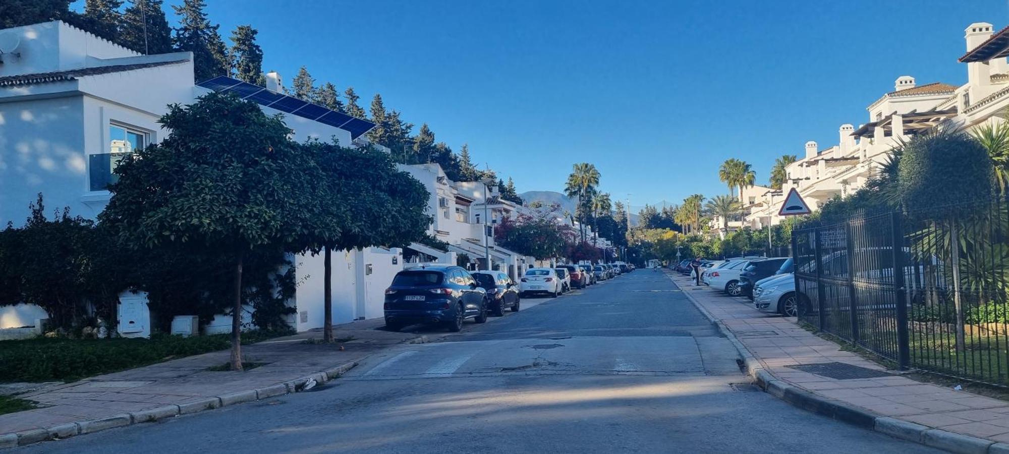 4 Bed House With Pool Walk To Puerto Banus Fast Internet Villa มาร์เบยา ภายนอก รูปภาพ