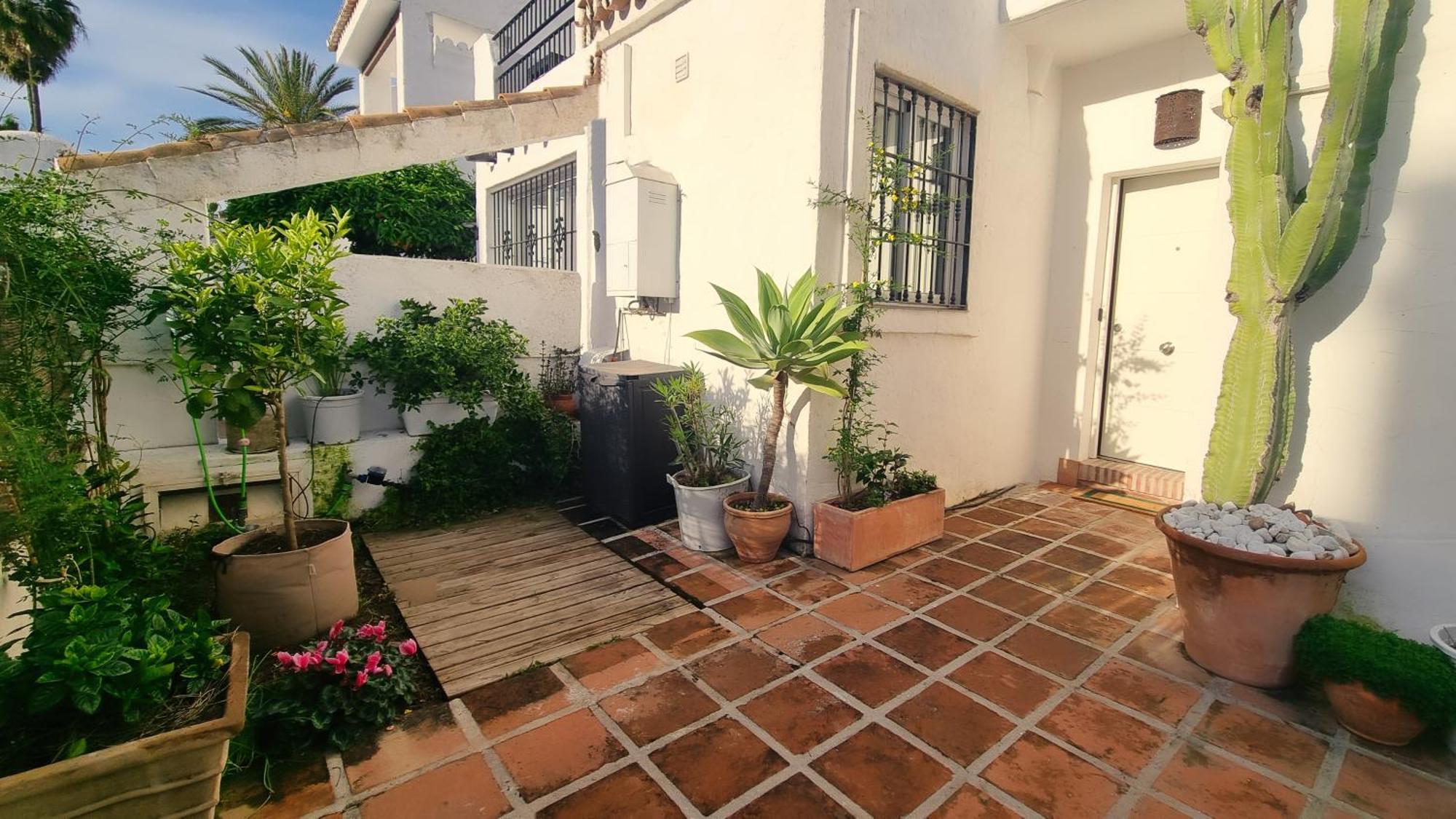 4 Bed House With Pool Walk To Puerto Banus Fast Internet Villa มาร์เบยา ภายนอก รูปภาพ